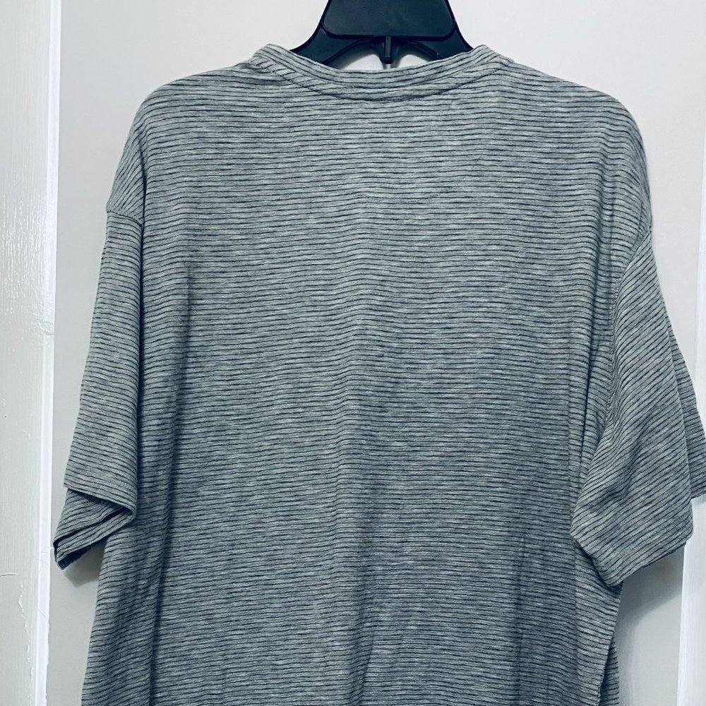 NWT Solaris Micro Stripe SS Gray Henley Mens Size XL MSRP$39.5 - Picture 5 of 5